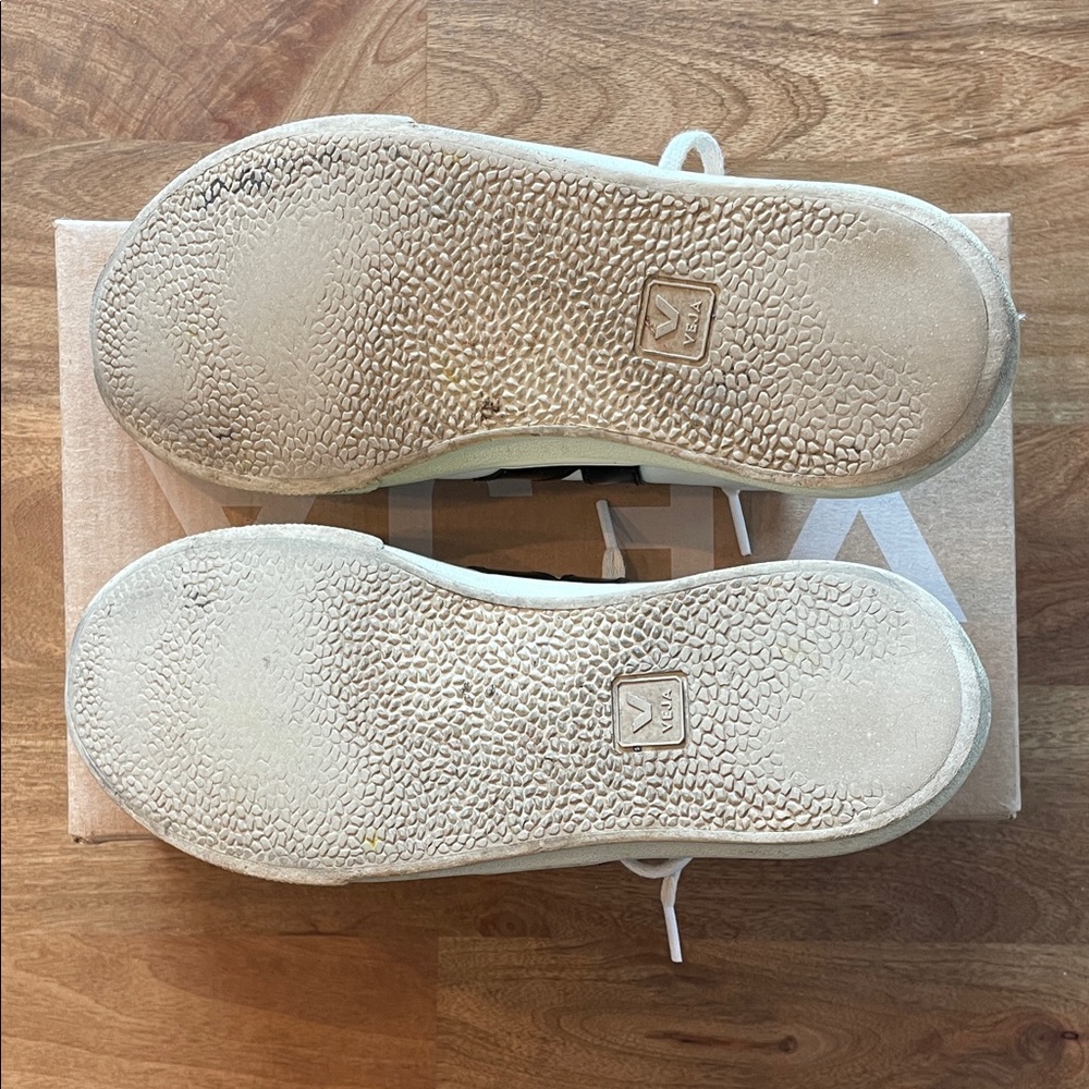 Veja Esplar leather sneakers - Picture 7 of 10